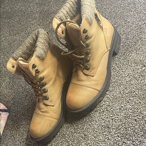 Women's Tan Ankle Boots